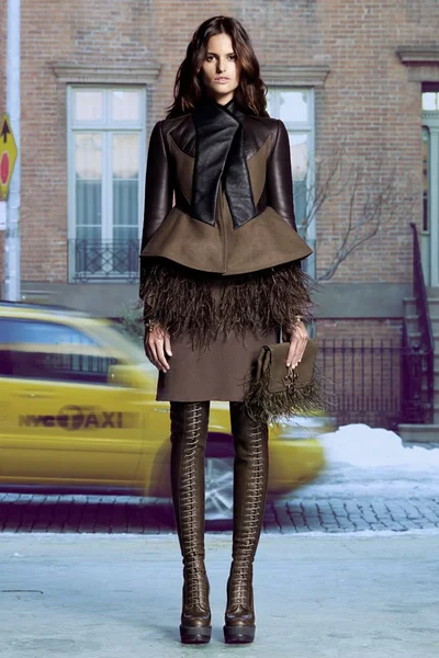 Look 11